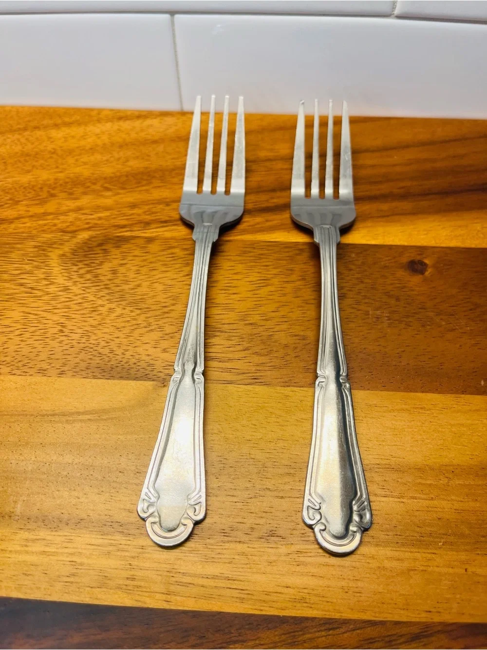 Classic Stainless Steel Dinner Forks - Silver (Set of 2)